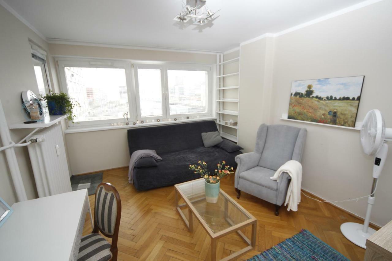 شقة Apartament Chmielna 35 وارسو المظهر الخارجي الصورة